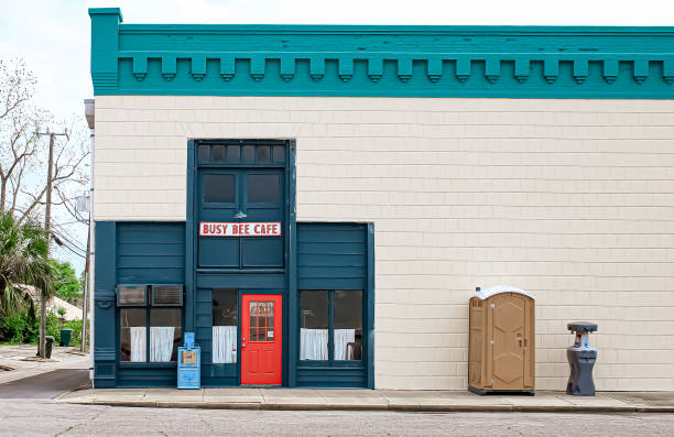 Best Portable toilet rental cost  in Haven, KS